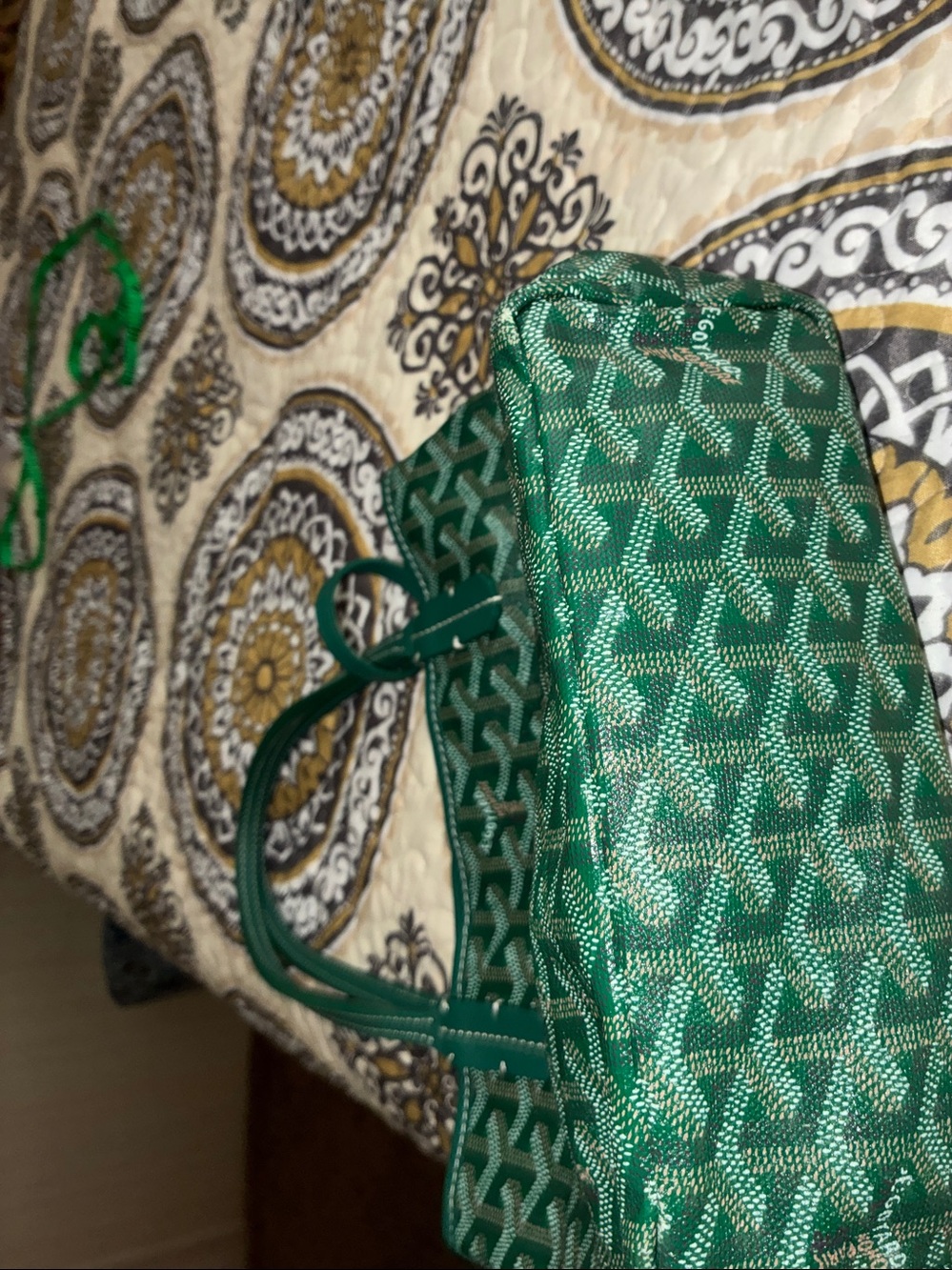 Green Patterned Tote Bag with Pouch - Women Bags plus mini - Picture 14 of 16